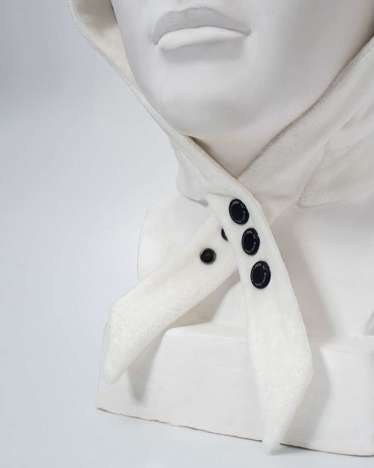 yvette-libby-nguyen-paris-head-wear-emma-premium-faux-fur-white-women-5