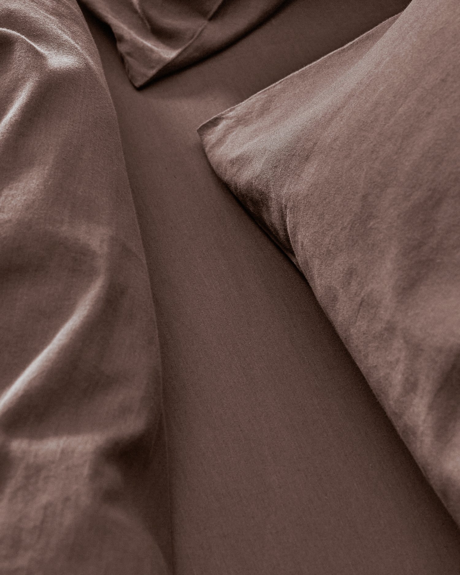 batch_beddable-bedding-acorn-brown-washed-cotton-00004_2400x