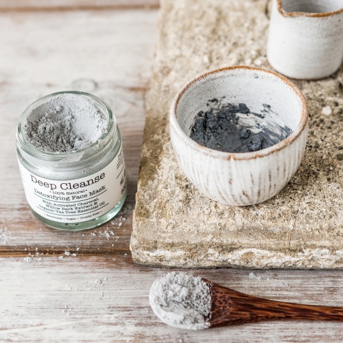 Deep Cleanse Face Mask with antibacterial Tea Tree essential oil, activated charcoal and bentonite clay. 100% natural, vegan, cruelty free, organic, zero waste.