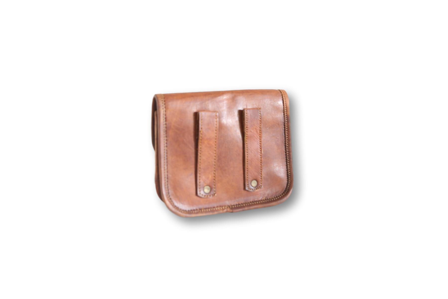 4M4A0446_clipped_rev_1_1800x1800