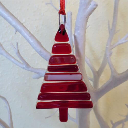 eva-glass-design-red-stripe-fused-glass-christmas-tree-decoration-6 (2)