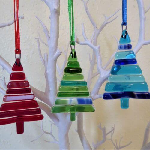 eva-glass-design-fused-glass-striped-christmas-tree-decorations-1 (2)