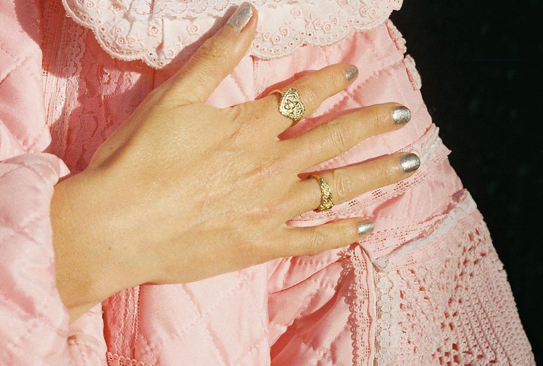 PEACE-OF-SCHMUCK-–-Rings-INDIAN-HEART-EAGLE-photo-credits_Miriam-Waldner