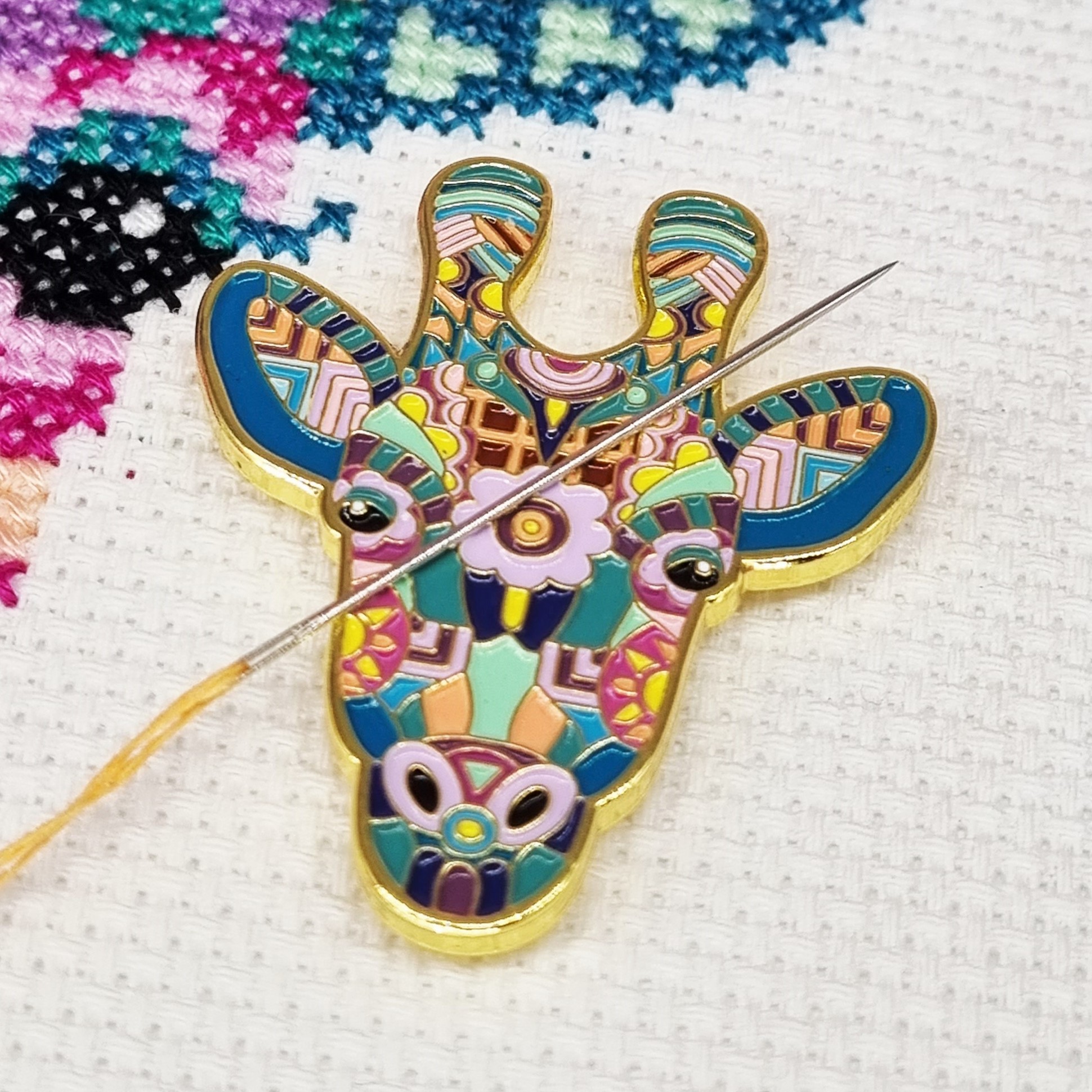 Mandala Giraffe Needle Minder for Cross Stitch Meloca Designs Needle Nanny Holder Quilting Magnetic Don't Lose Needle Sewing Embroidery Haberdashery Accessories Gift for Adults 2