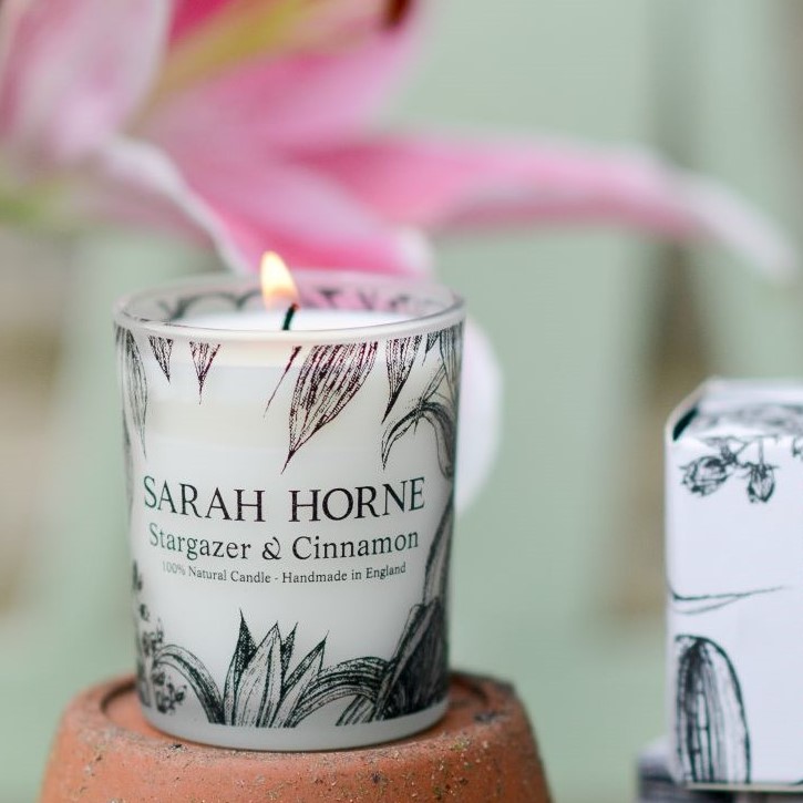 SC9S&C 10 sq 2mp stargazer and cinnamon 9cl candle