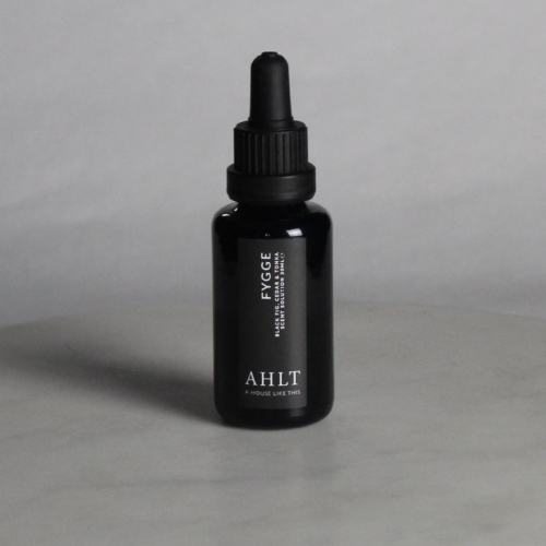 FYGGE - black fig cedar and tonka fragrance oil FRONT closed SS-FYG AHLT a house like this for Ultrasonic Aroma Diffusers and oil burners