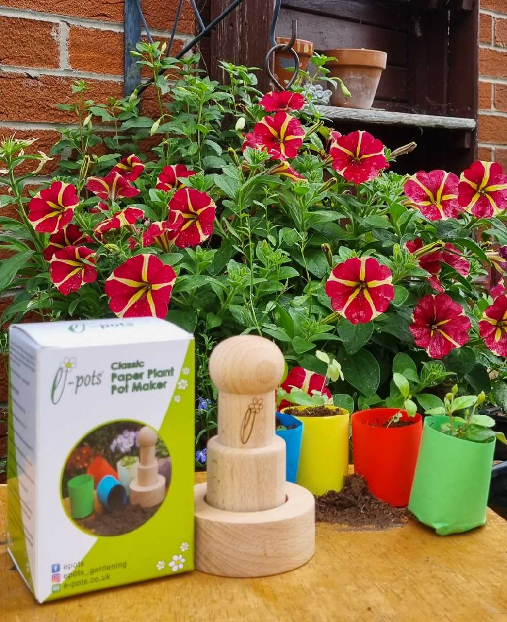 pot maker with pots paper pot maker gift for garden