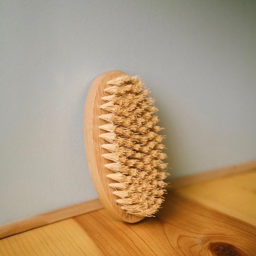 beard brush (1)
