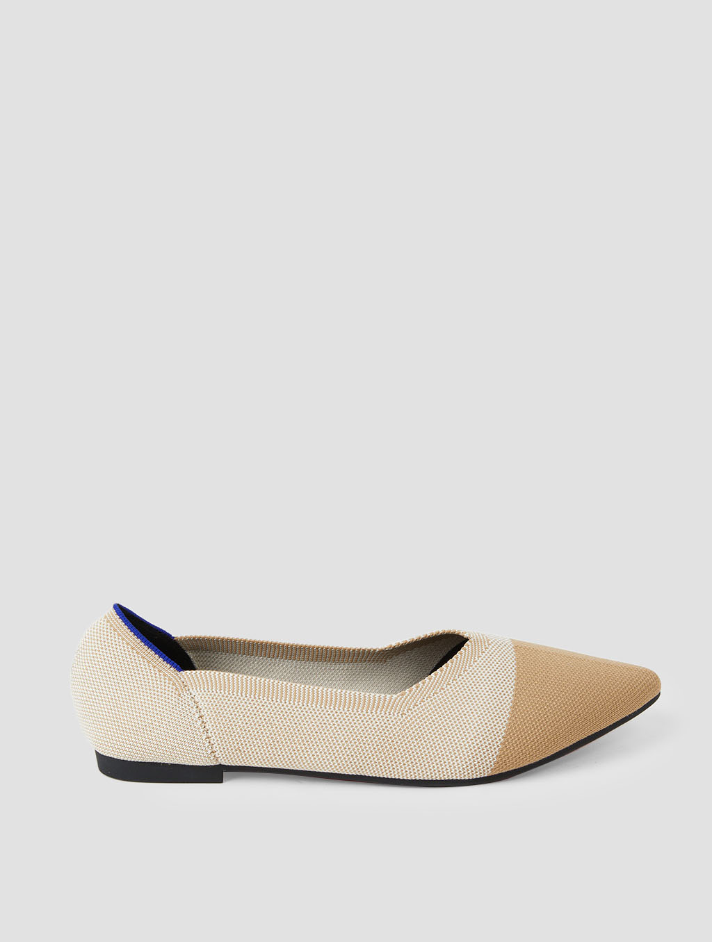 Pointy-toe-flat-shoes-side-Whitebeige