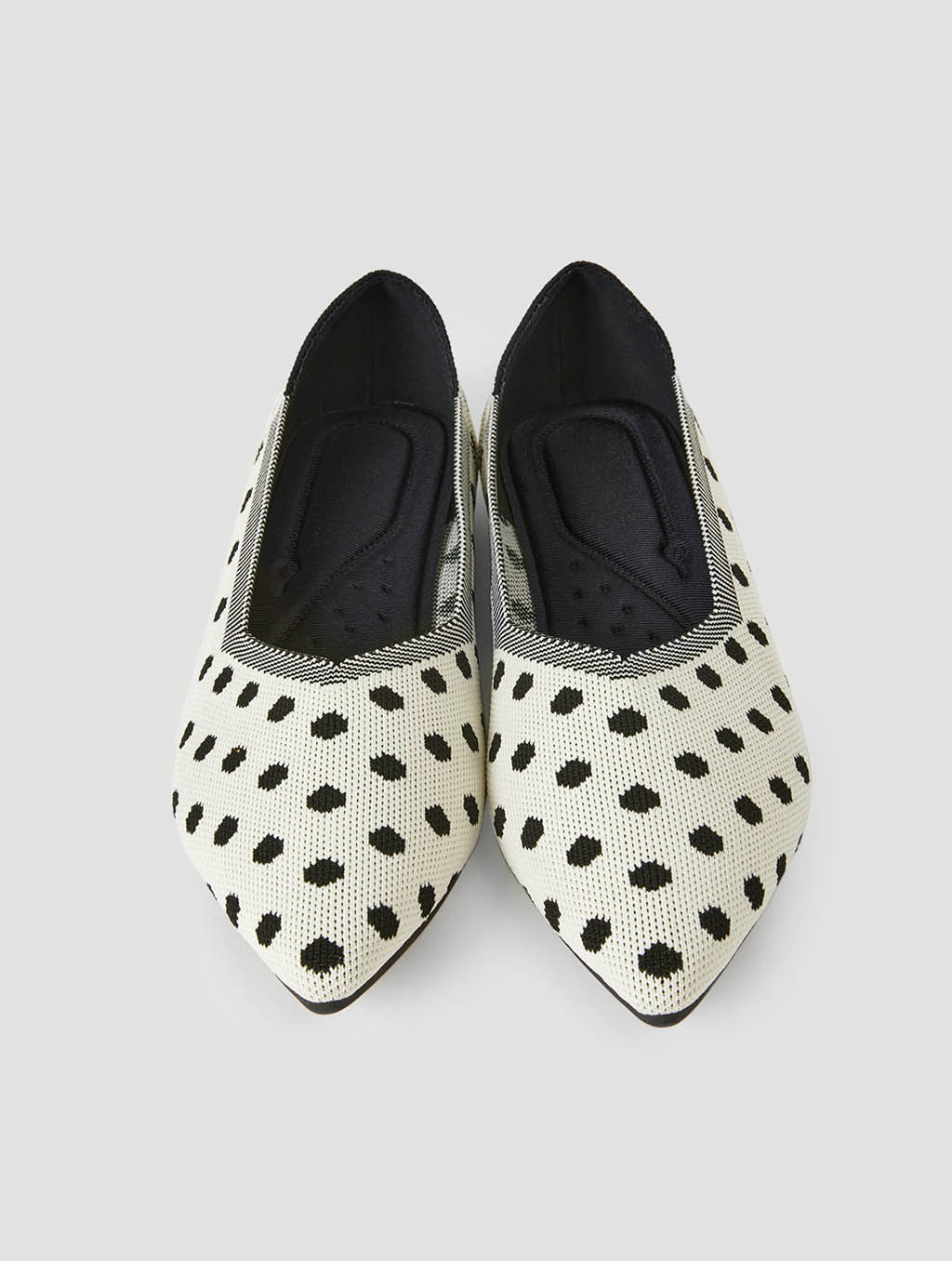 Polka-Dot-Flat-Shoes-black-beige1
