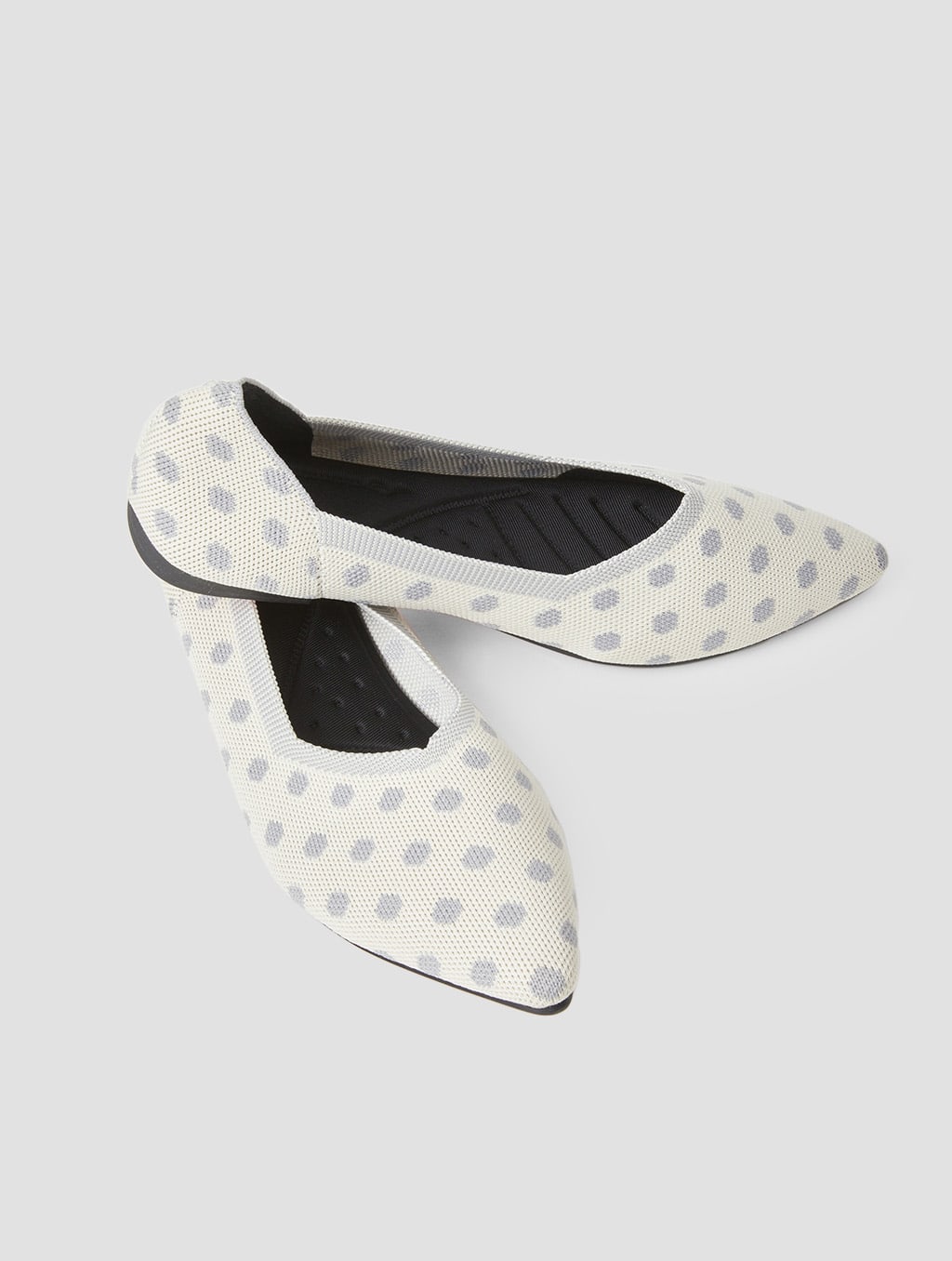 Polka-dot-flat-shoes-side-BeigeLight-grey1