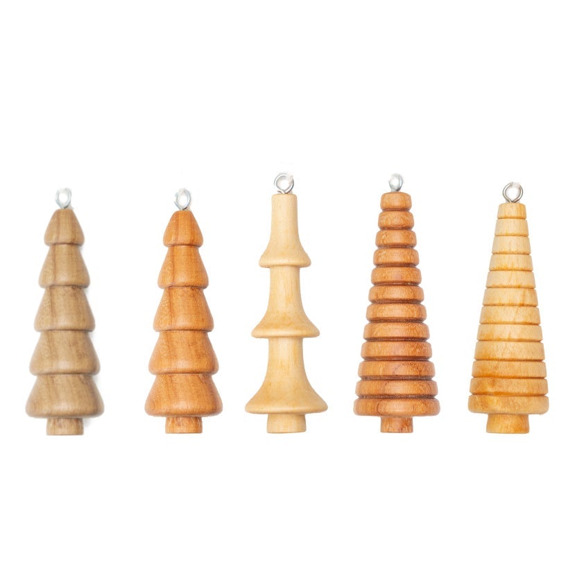 WoodTreeOrnaments-7160-1641965371.jpg