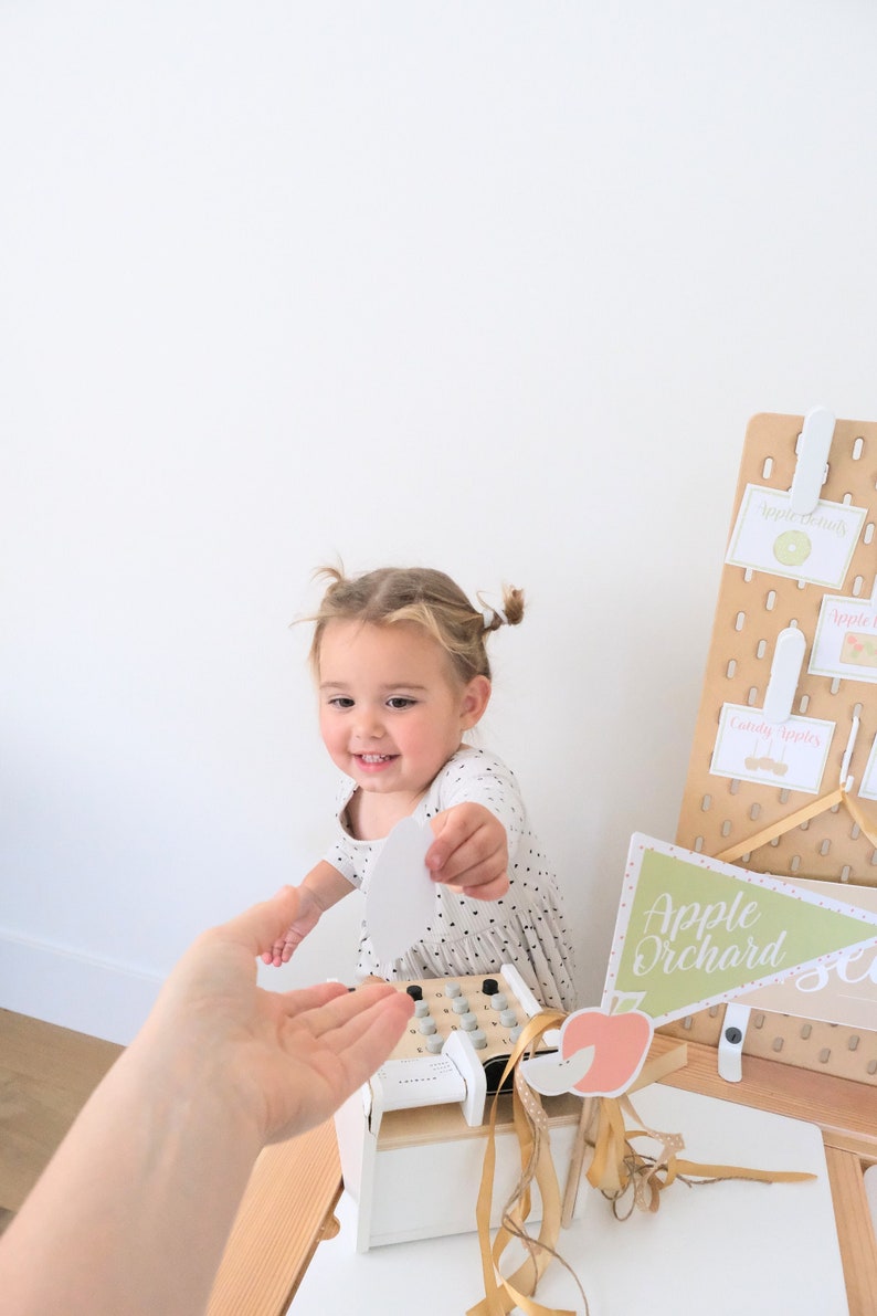 Apple Orchard Dramatic Play Printables, Printable Play, Printable Activities, Summer Activity Printables, Preschool Activities, Pretend Play