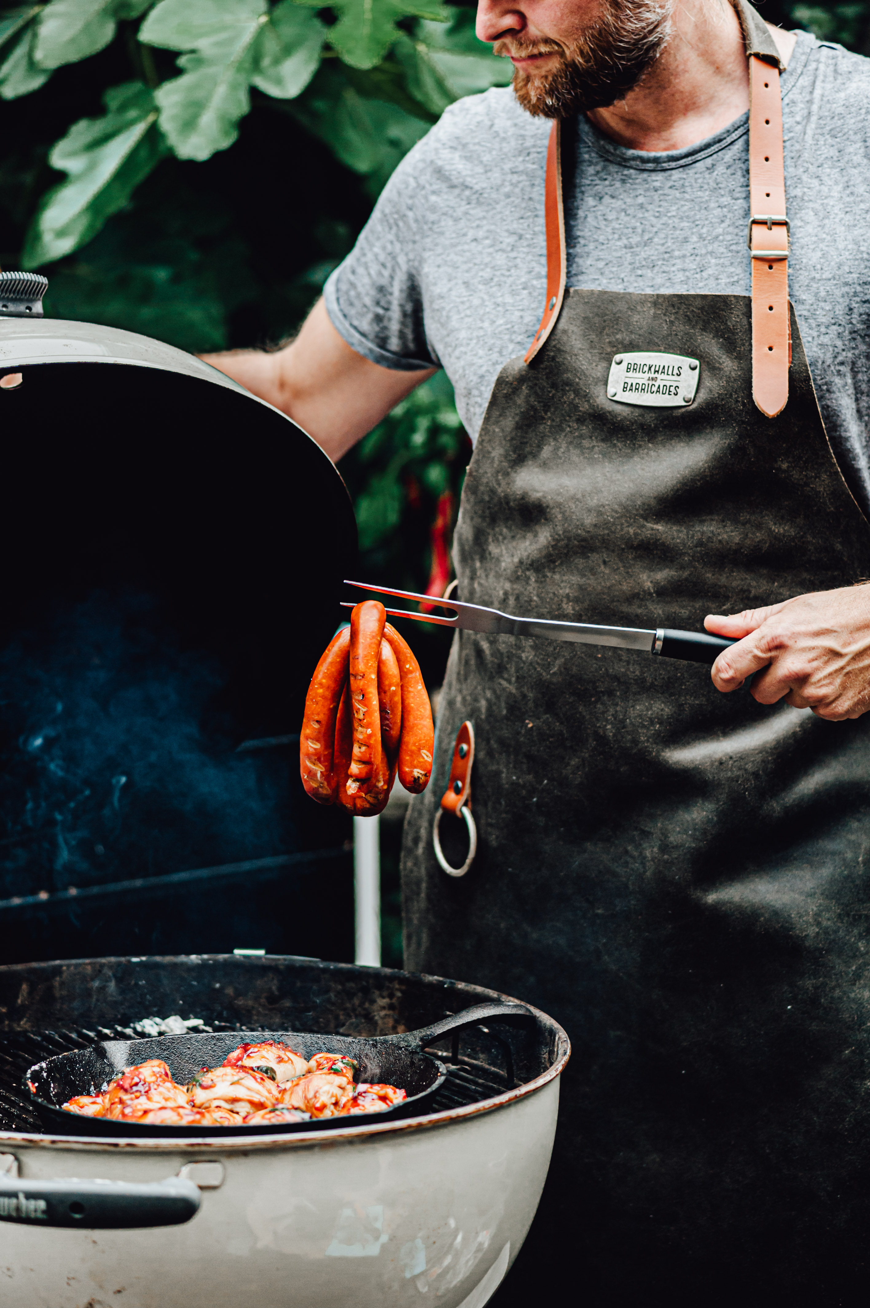 bbq9 vintage leather bbq apron