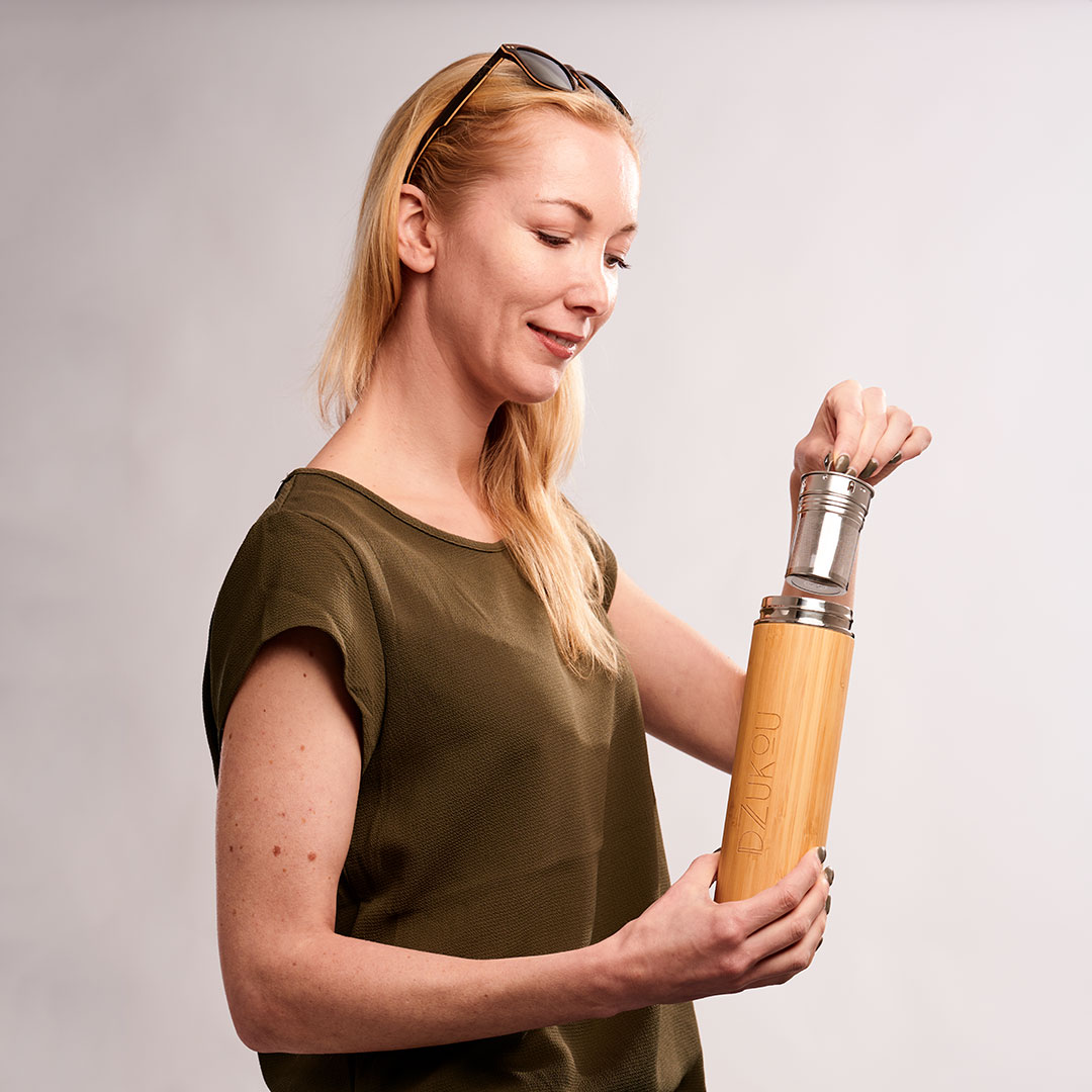 bamboo-waterfles-met-fruit-infuser