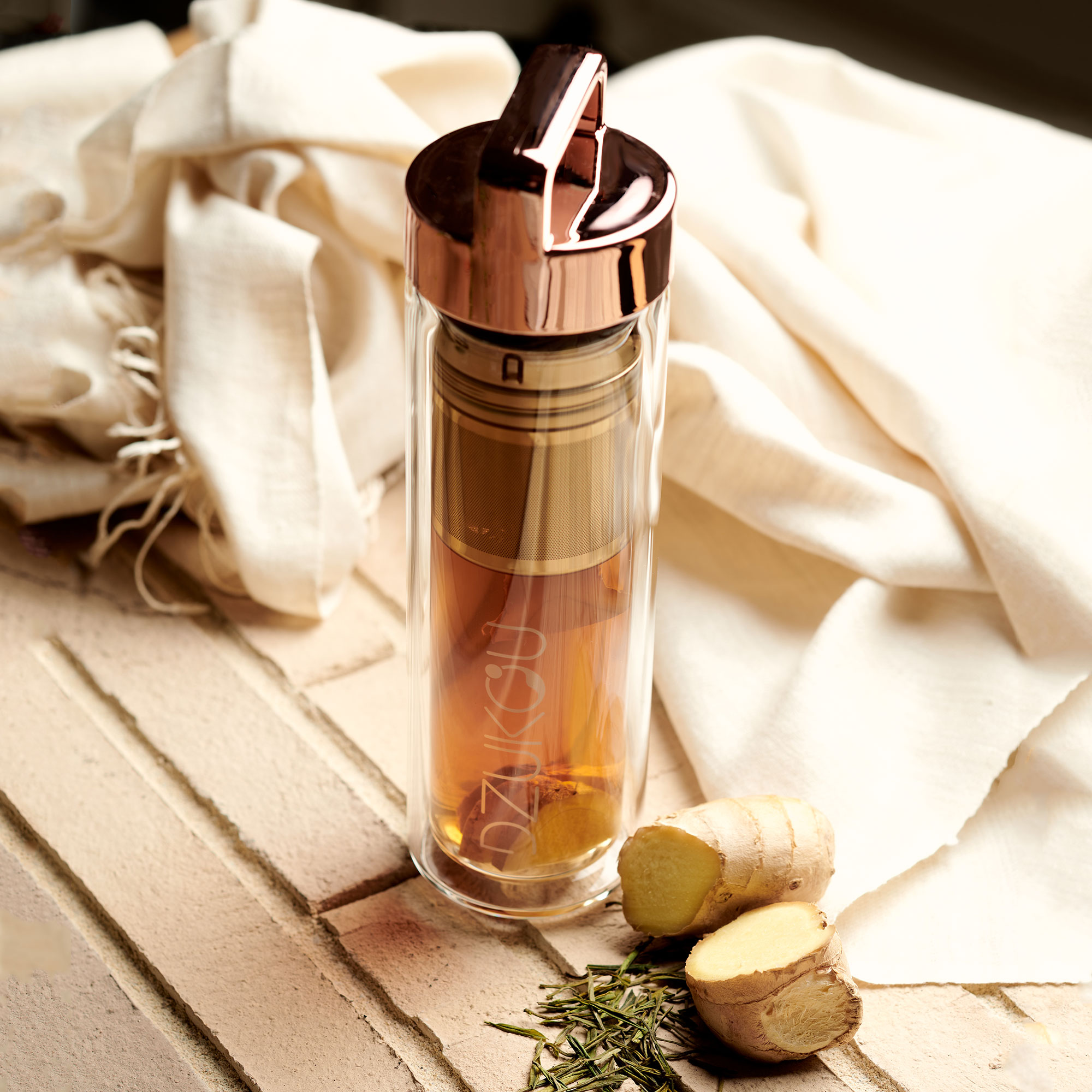 glass-tea-infuser-bottle-rose-gold-cap