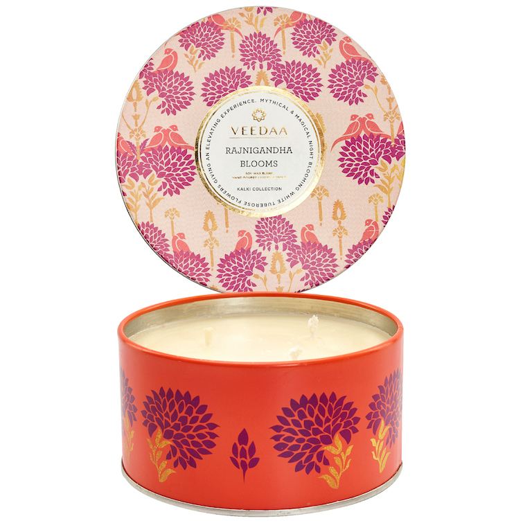RAJNIGANDHA BLOOMS 3 WICK TIN SCENTED CANDLE Image 1