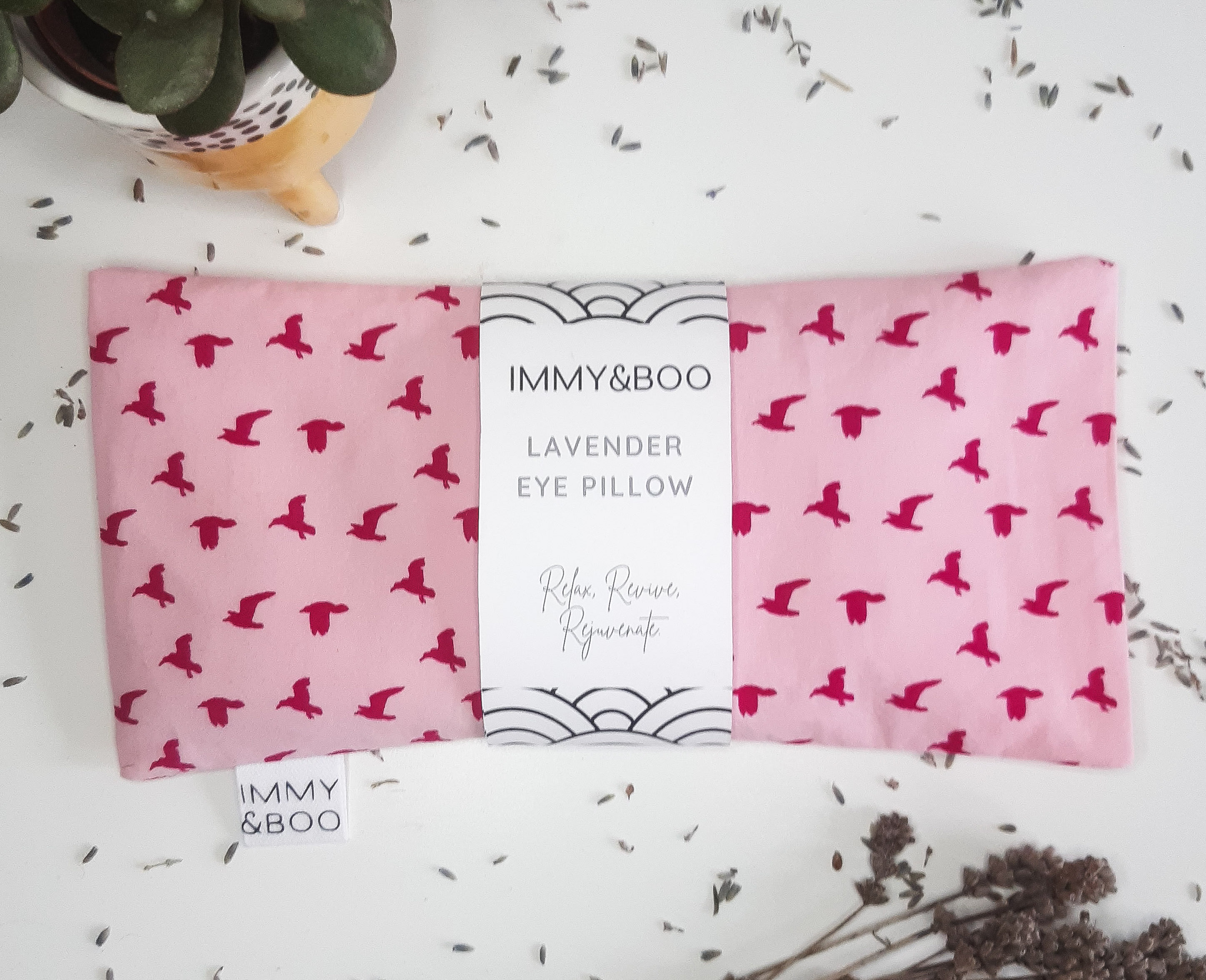 PSX_20220128_150457 Pink birds