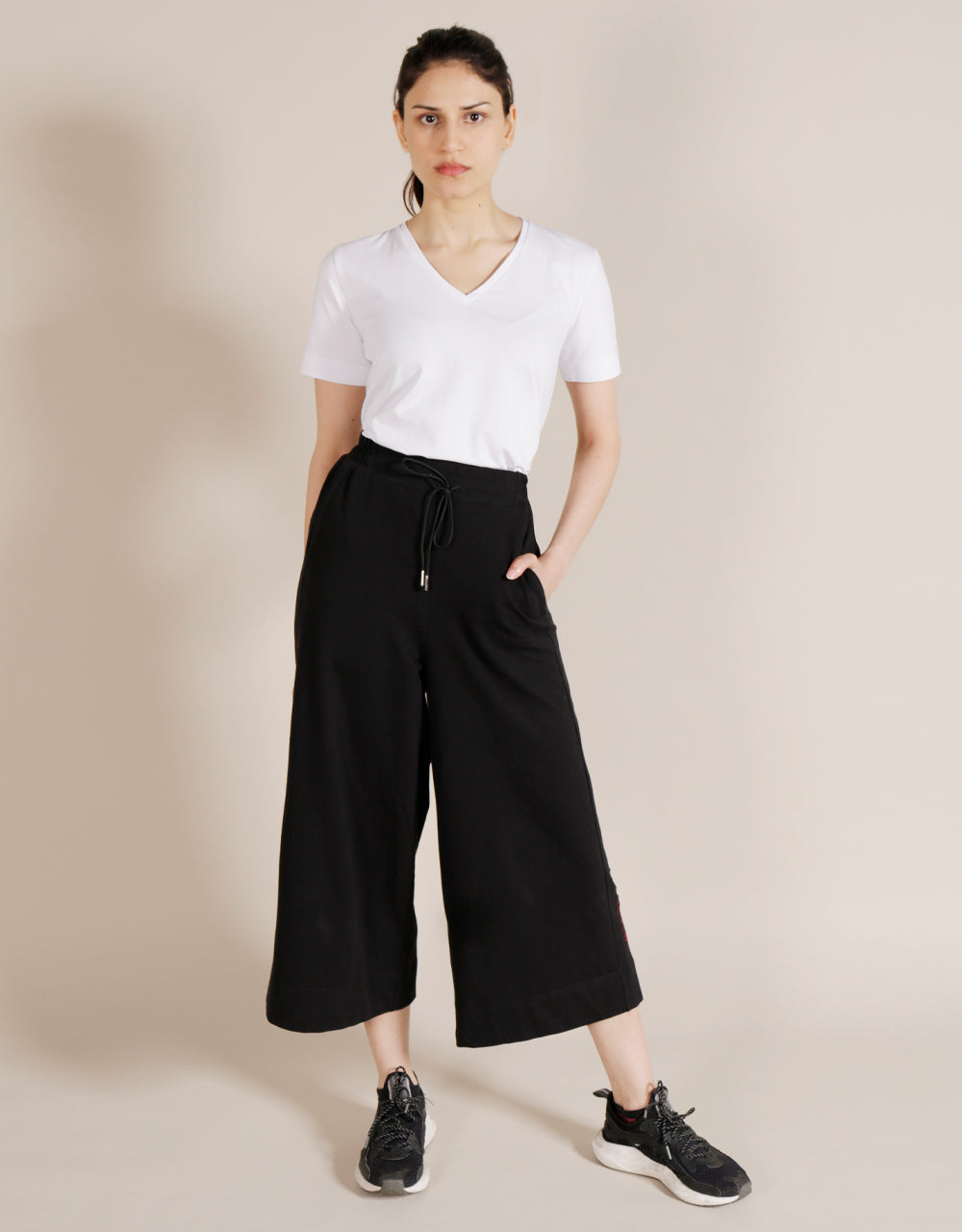 WhiteShirt4_1000x1280