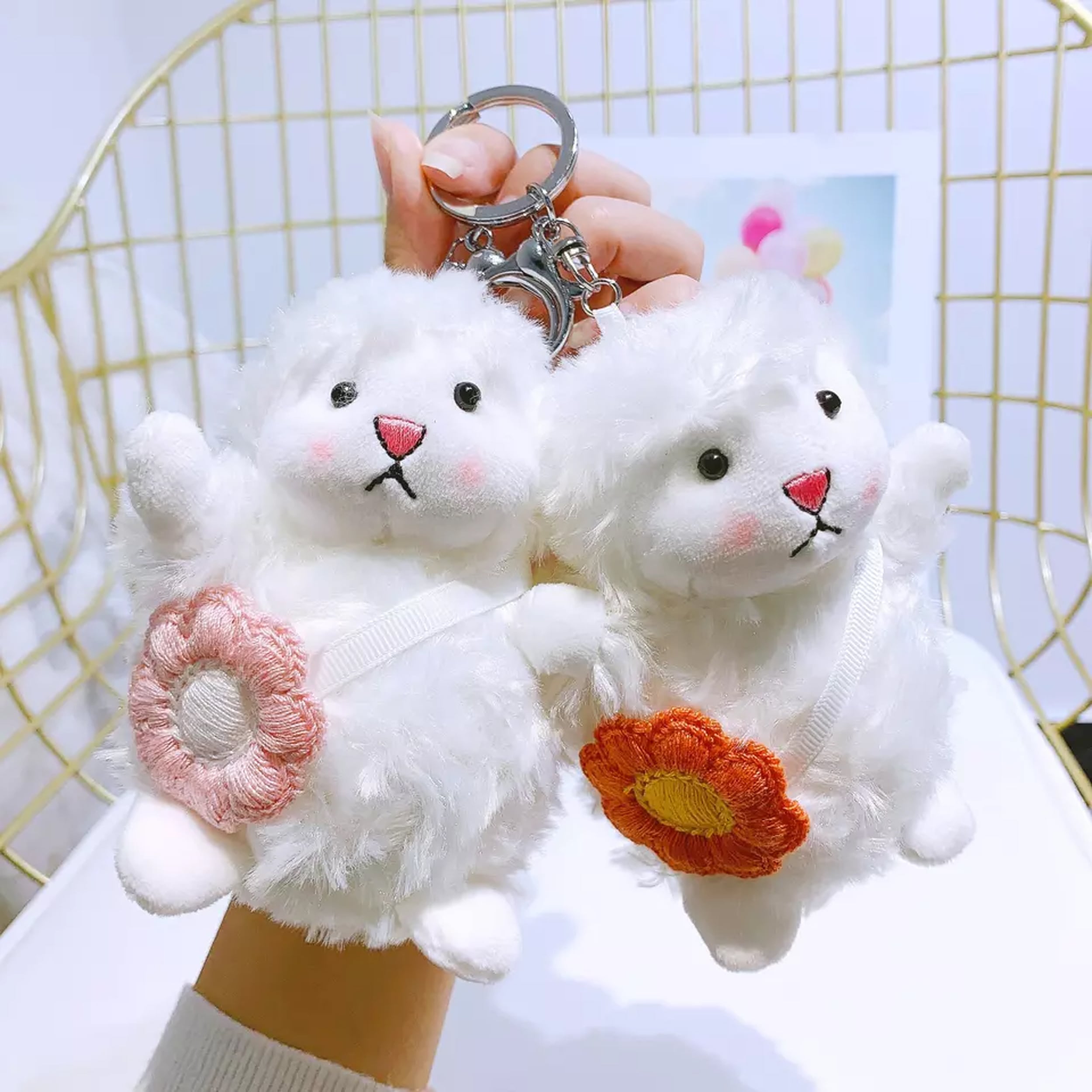 WhiteSheepAlpacaKeychains_3-5892-1657101958.jpg