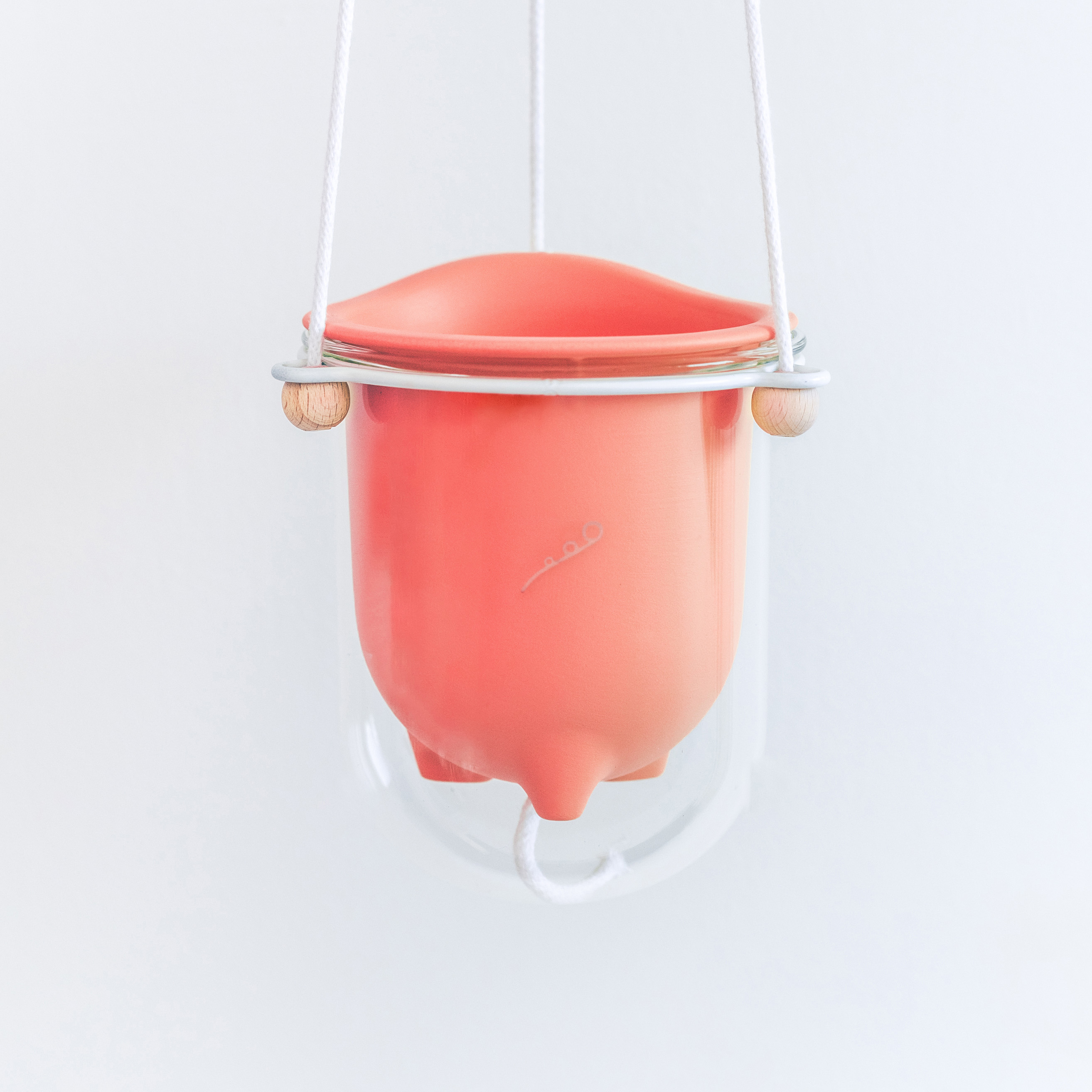 Frond_Flo_Self-watering-plant-pot_HANG_Coral_clear_2