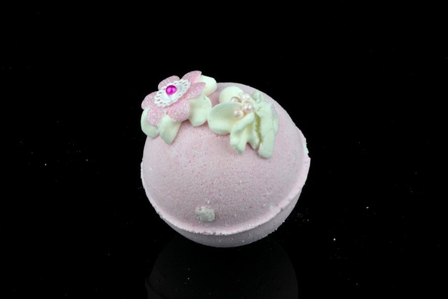 Cherry Blossom bath bomb