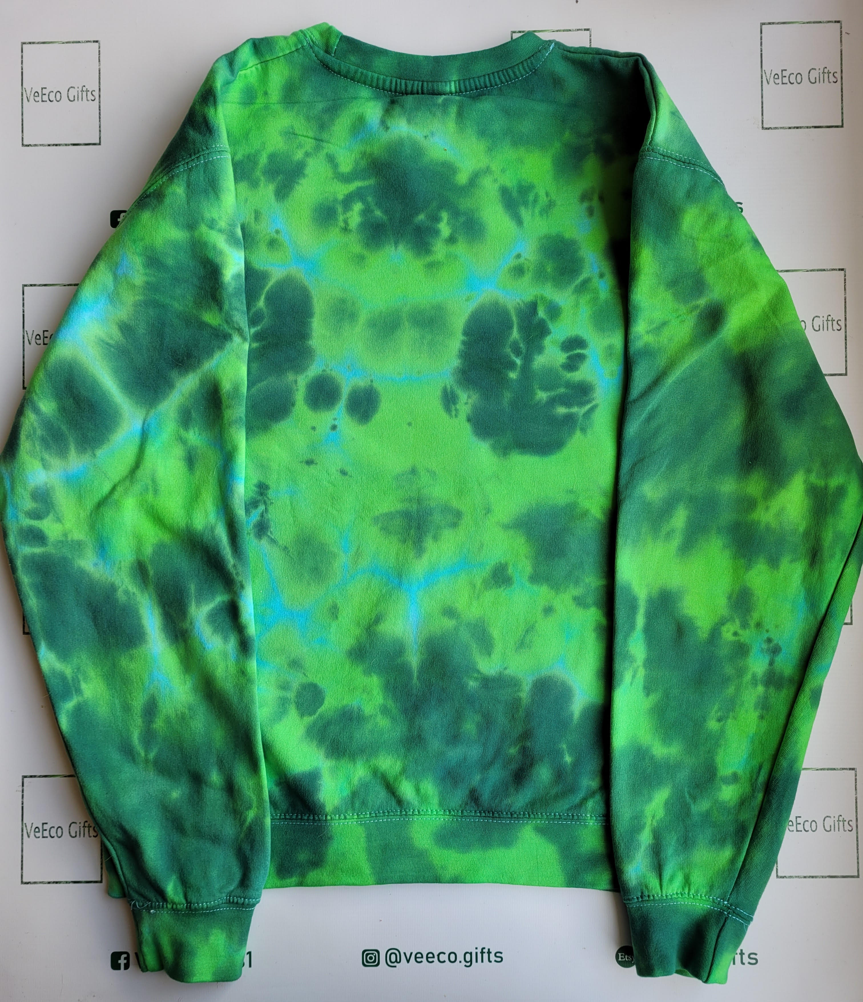 Reindeer jumper back