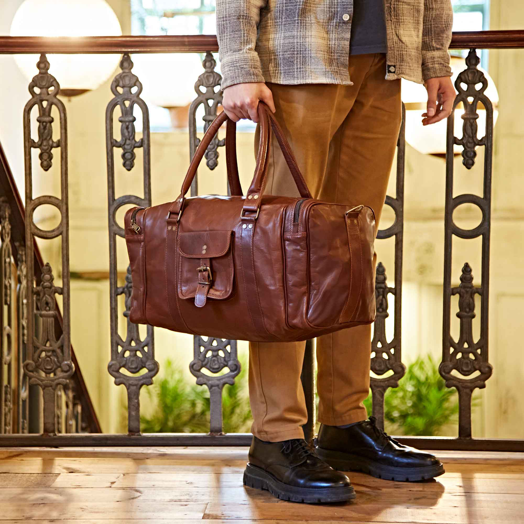 LTBS-L-BR-Large Brown Zipped Pocket Holdall copy (1)