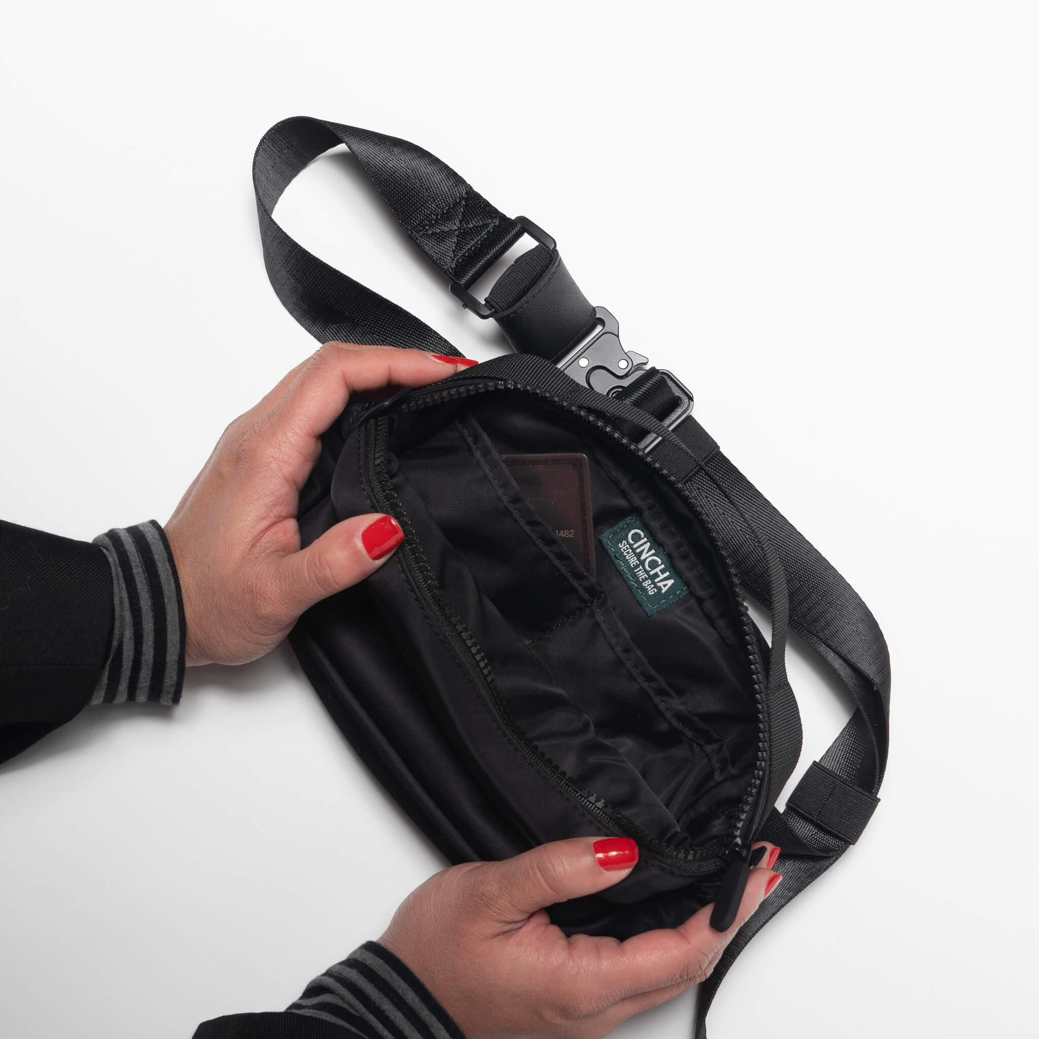 cc_cincha_travelbag_00005-jpgv1678732958