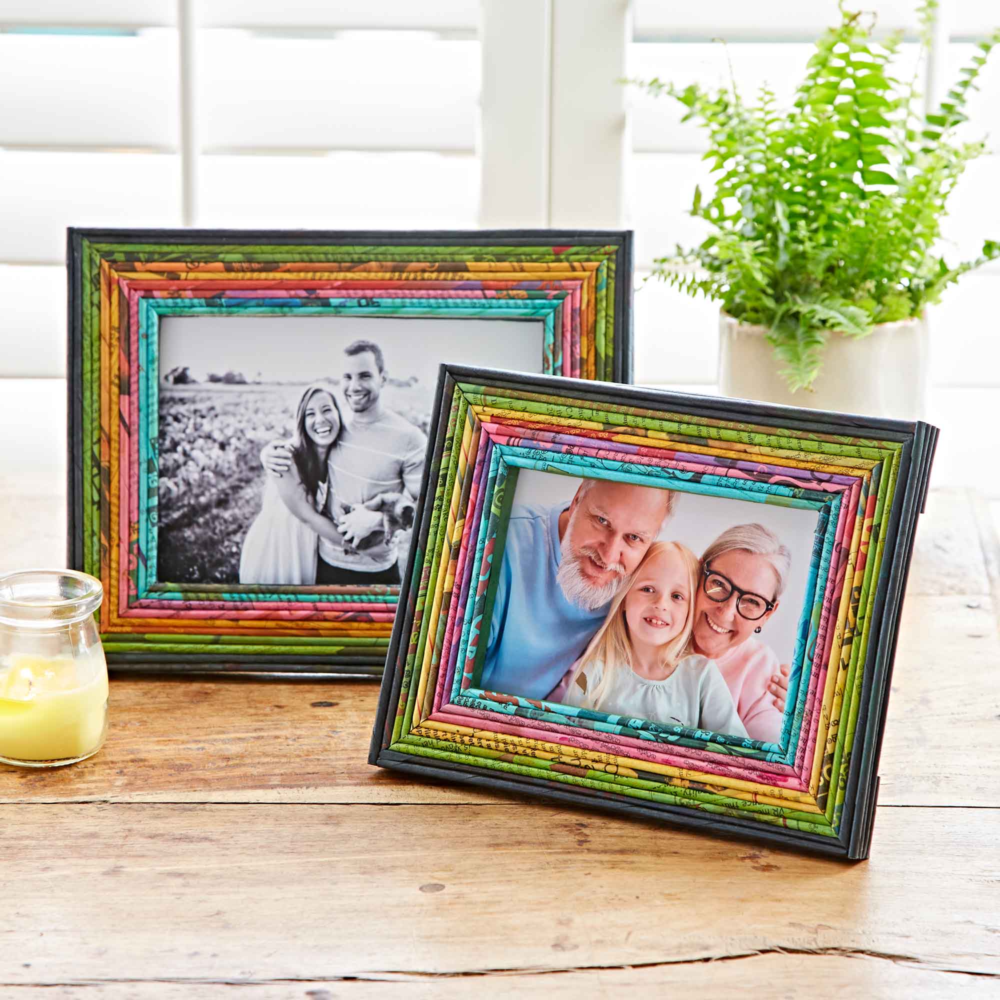 EBPF-RC05-Recycled-Newspaper-Frames
