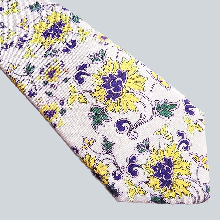 Rumi-London-Floral-Motif-Pure-Silk-Tie-9