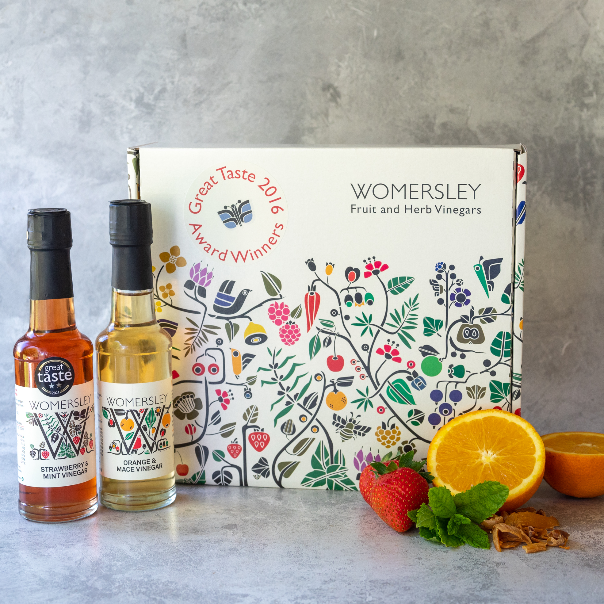 Womersley-Gift-Box-Great-Taste-Award-2016-Ingredients-Grey-Back-LR