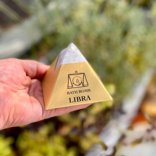 Libra Bath Bomb
