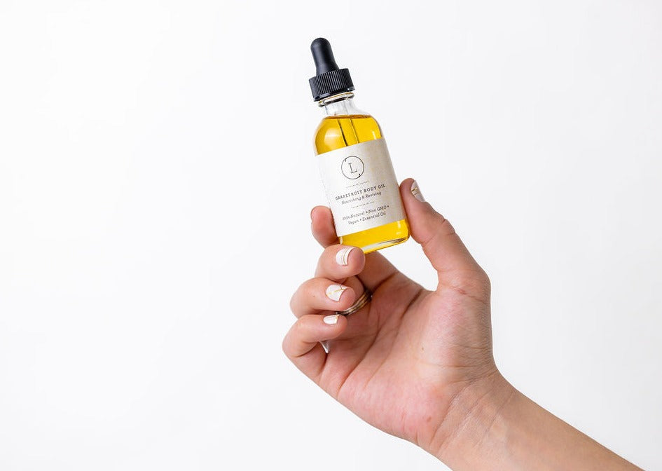 lizushnaturalbodyoilgrapefruit_3_9c2aa439-8fb5-4dcd-8a2f-fe319921ef3d-jpgv1685731377