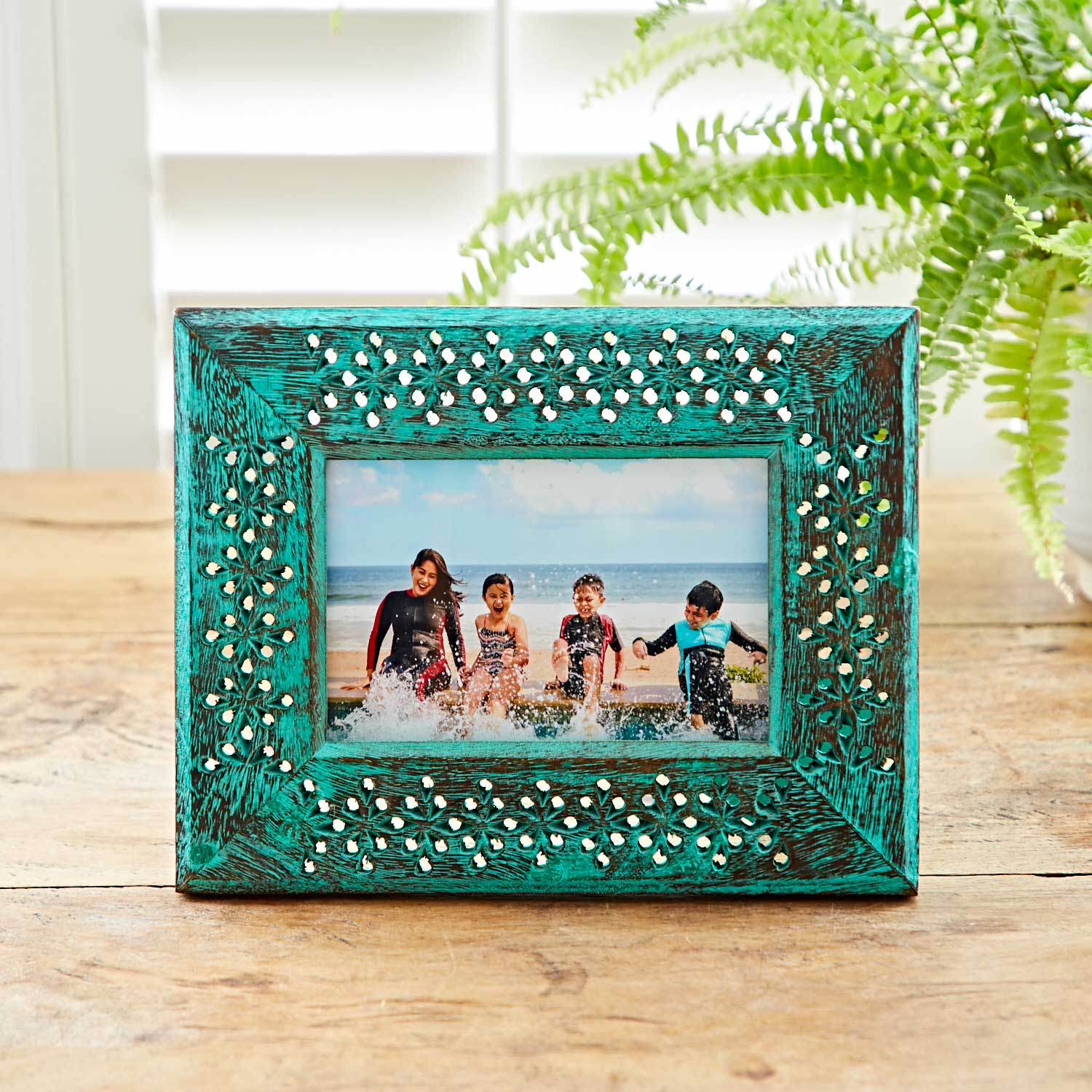 NFGM-GR-6x4-Hara-Green-Distressed-Mango-Wood-Photo-Frame-2