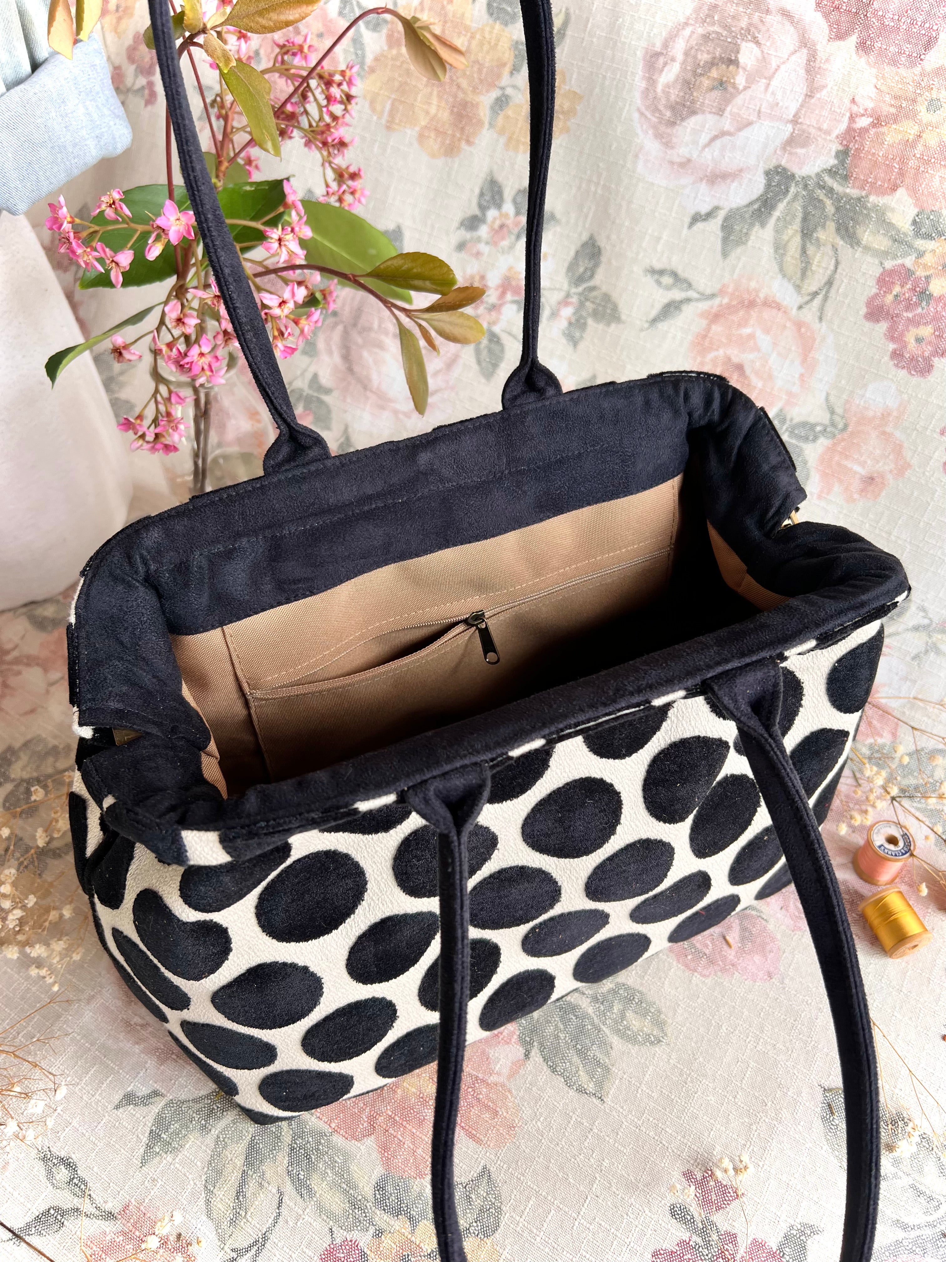 b34sonspotonnightmolly_8279-jpgv1713984075