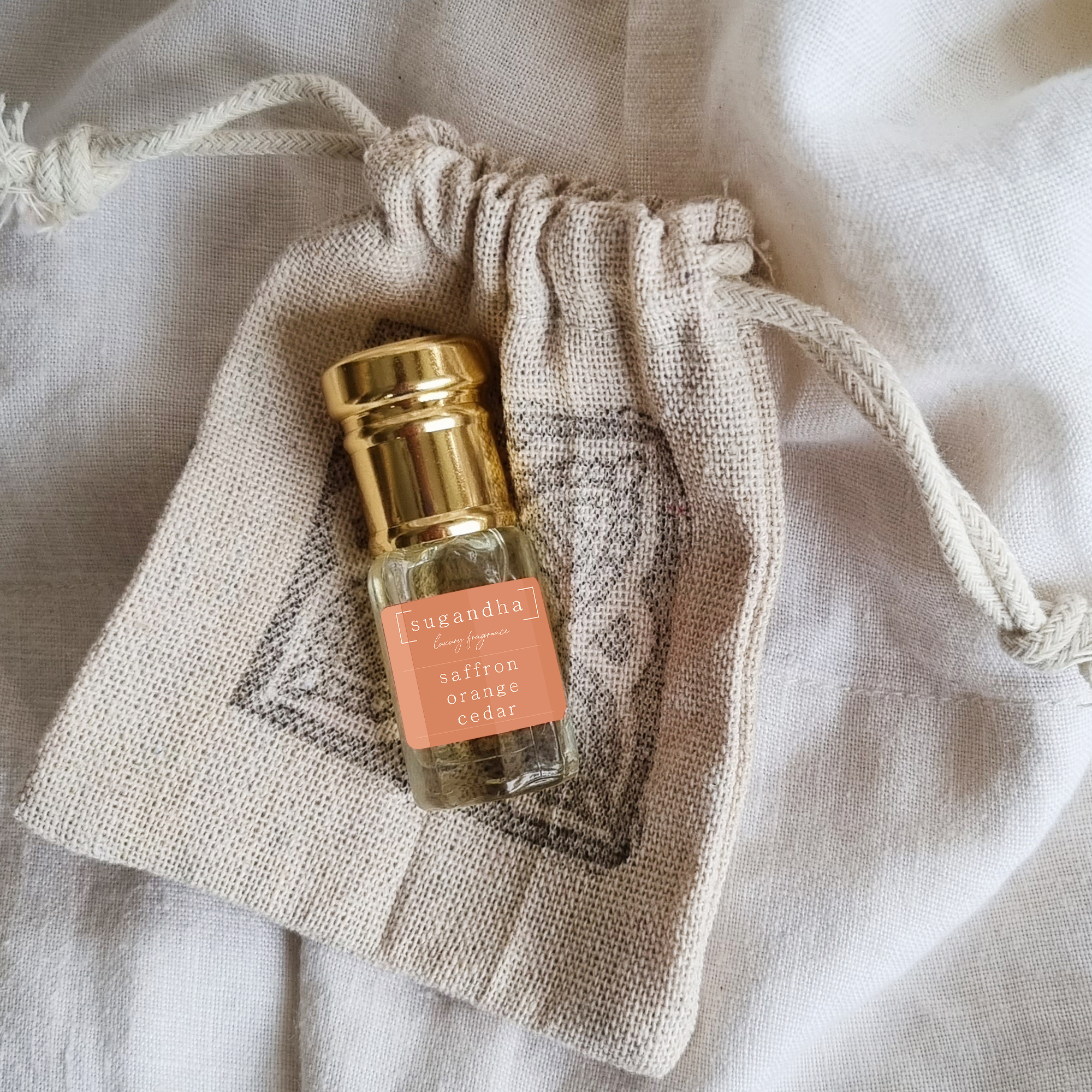 Medium Bottle Gift Bag_0003_saffron orange cedar