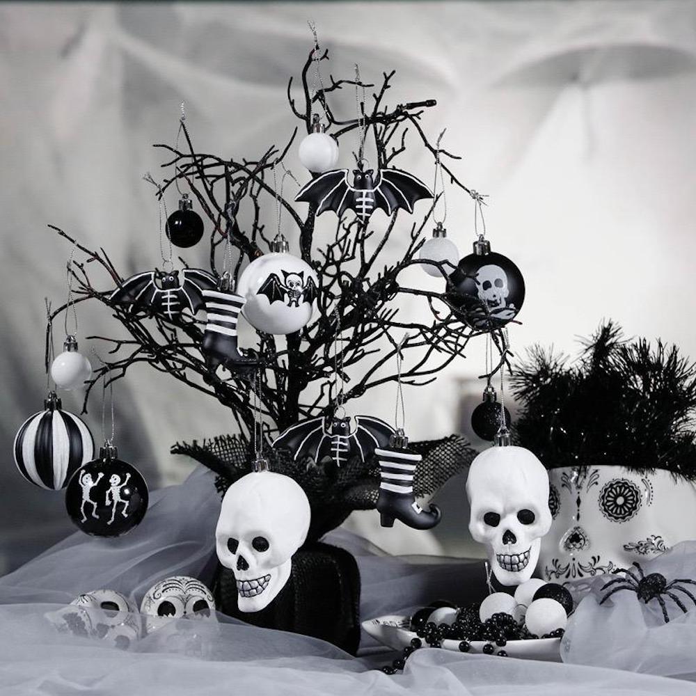 HalloweenSkeletonChristmasOrnamentSetmockup5.jpg