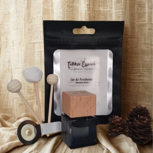 Shadow Kiss car air freshener with three reeds – dark and sophisticated handcrafted scent
