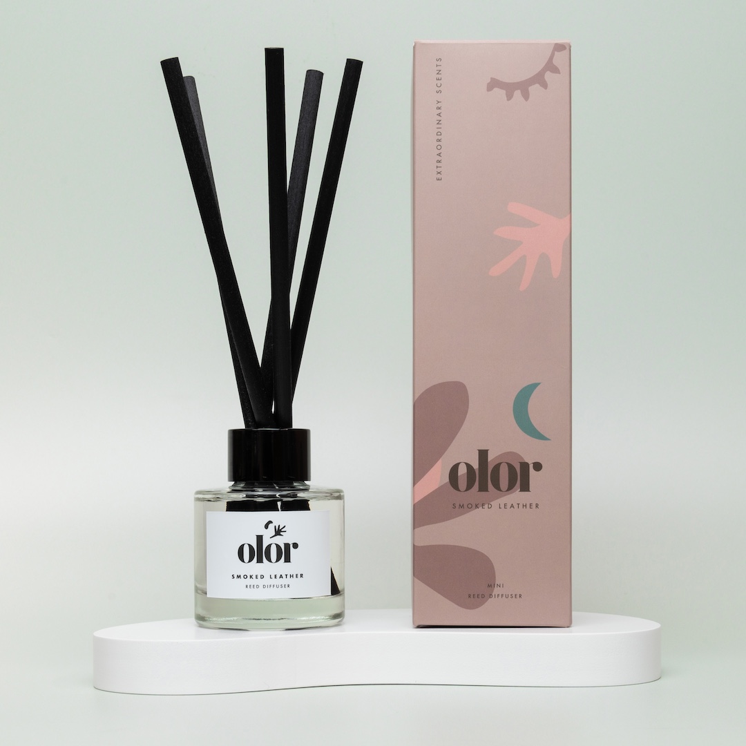 Olor Smoked Leather Mini Reed Diffuser (1)
