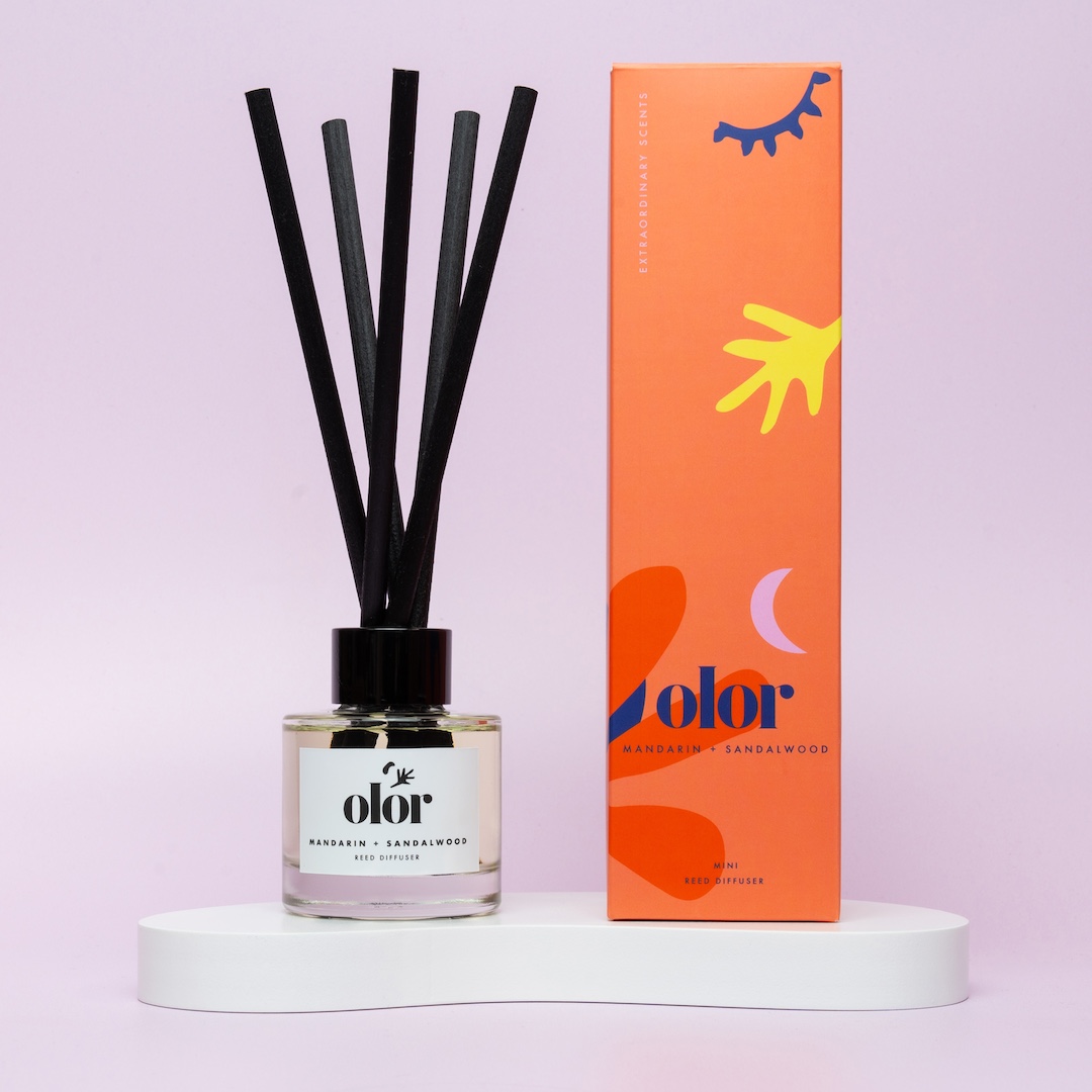 Olor Mandarin + Sandalwood Mini Reed Diffuser (1)