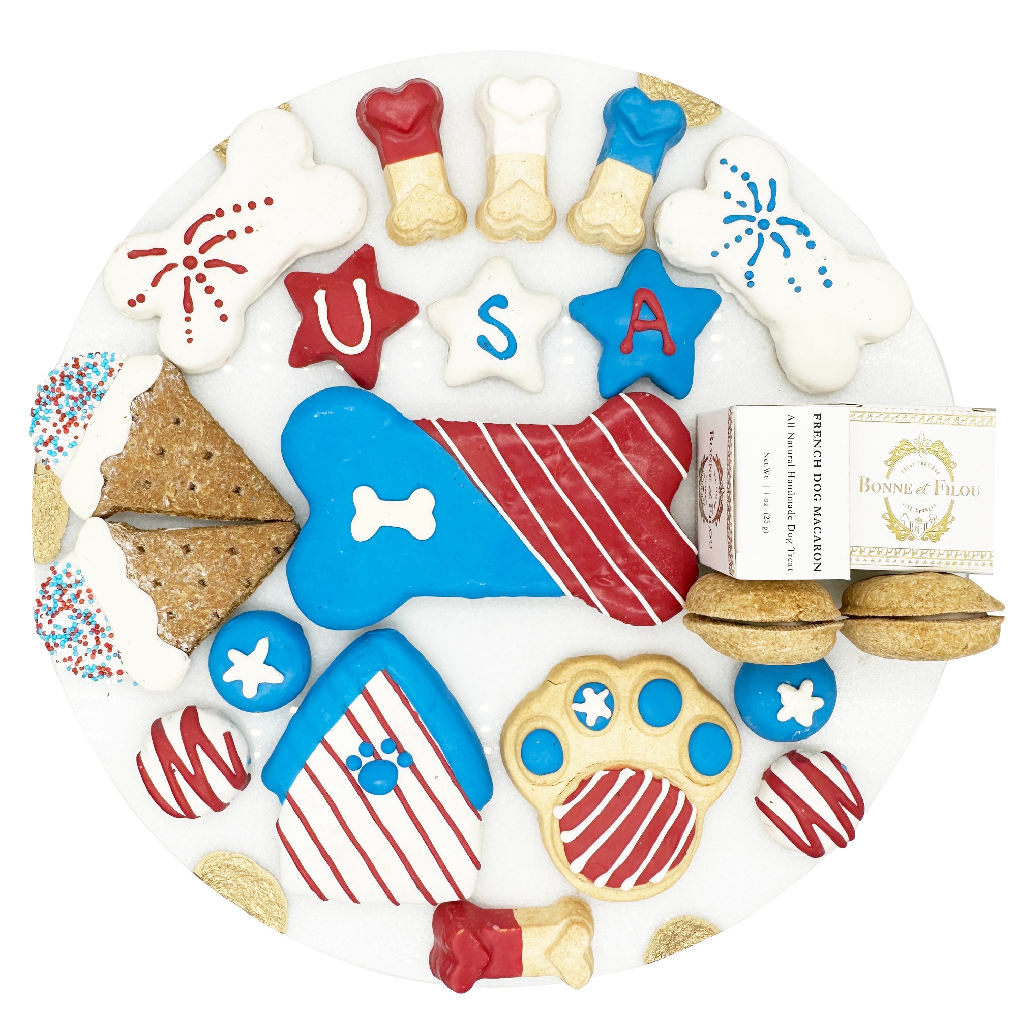 8703893-1.USA-4thofJulyDogTreatsGiftBox_treats.jpg