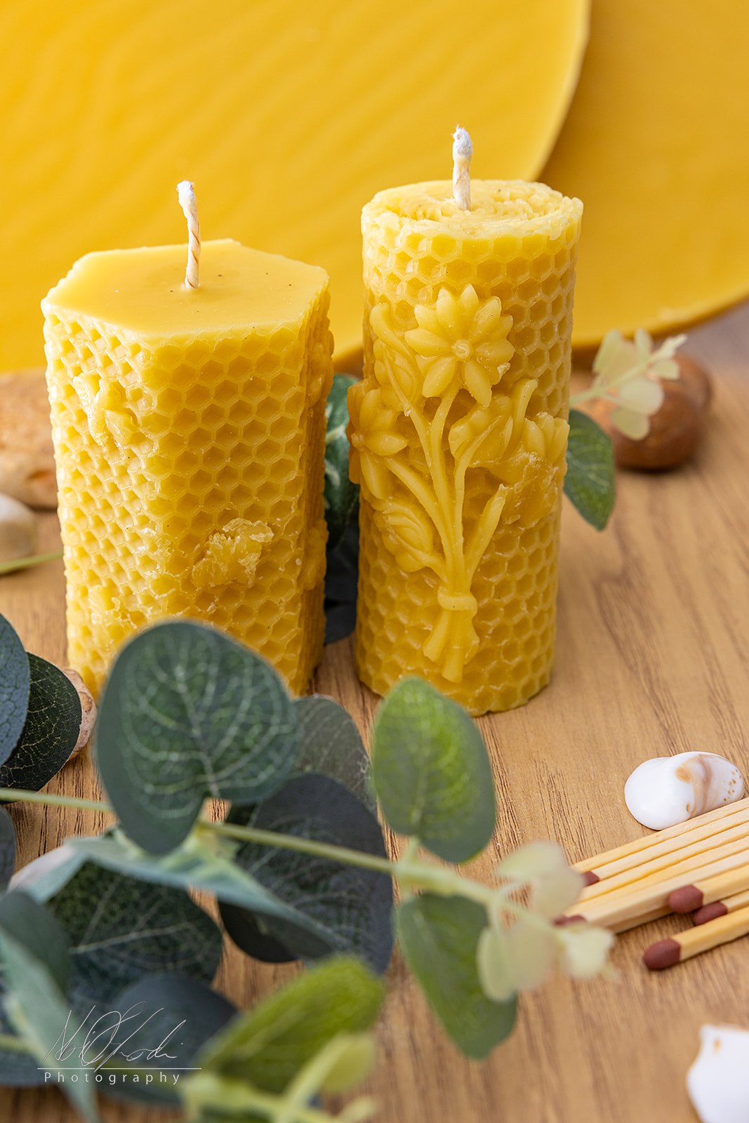 12489401-BEESWAXCANDLES.jpg
