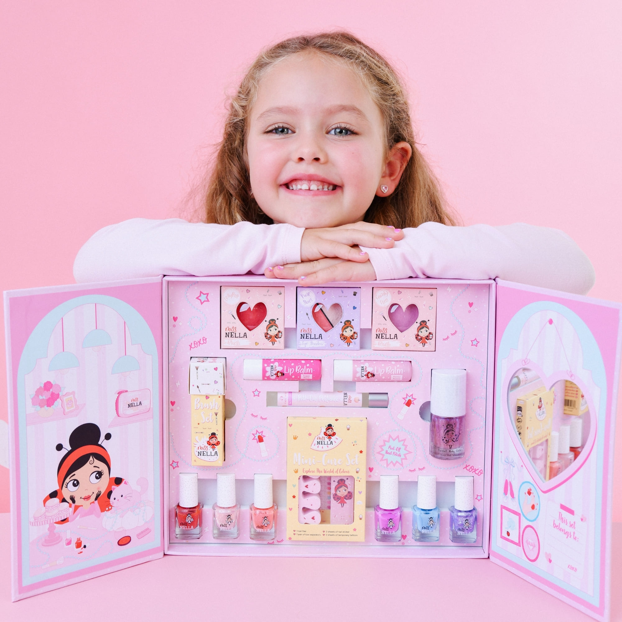 Miss Nella-Sparkle-Glow Studio-hover