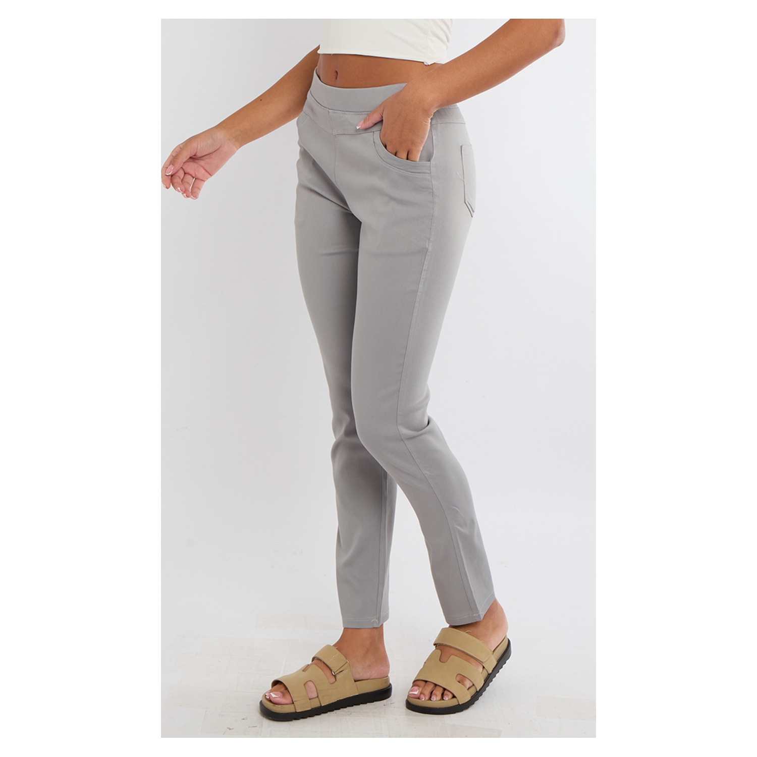 09.08.25 - EBONY57629.