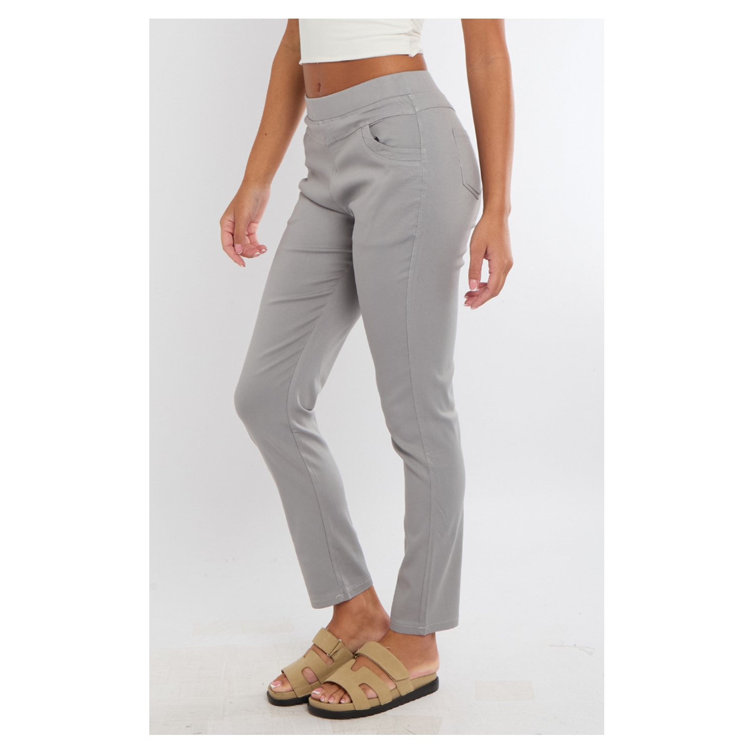 09.08.25 - EBONY57632.